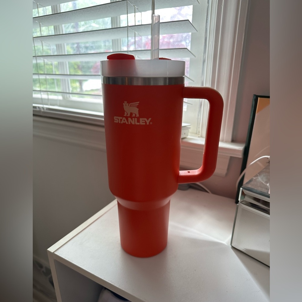 stanley tumbler 40 oz